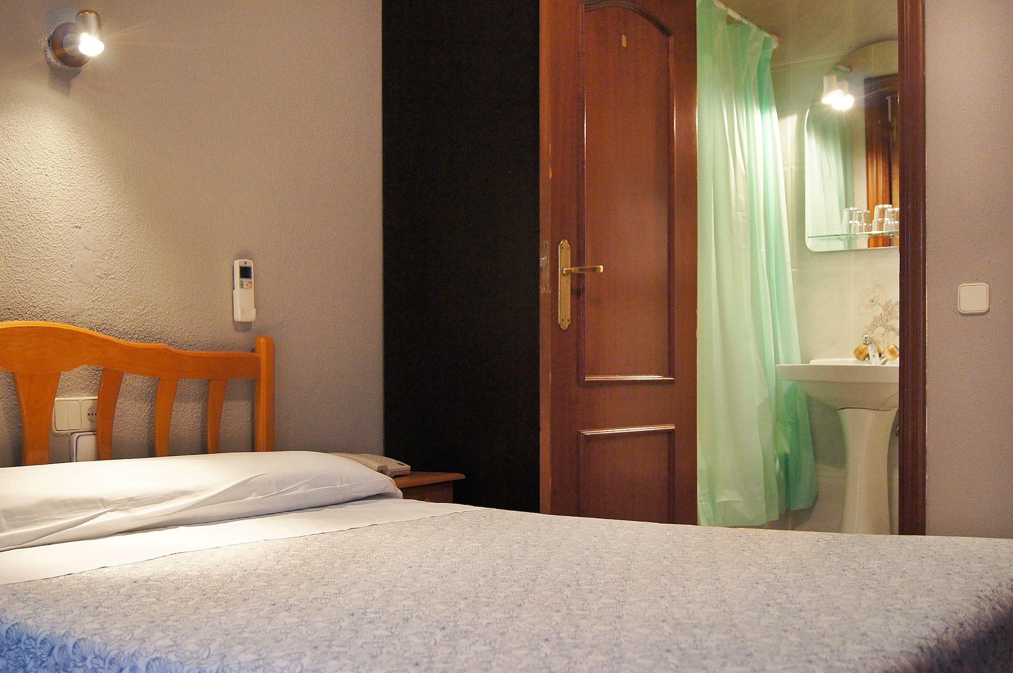 Hostal Fuencarral Kryse Madrid Exteriér fotografie