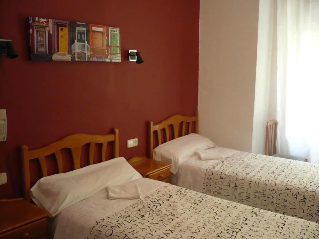 Hostal Fuencarral Kryse Madrid Exteriér fotografie