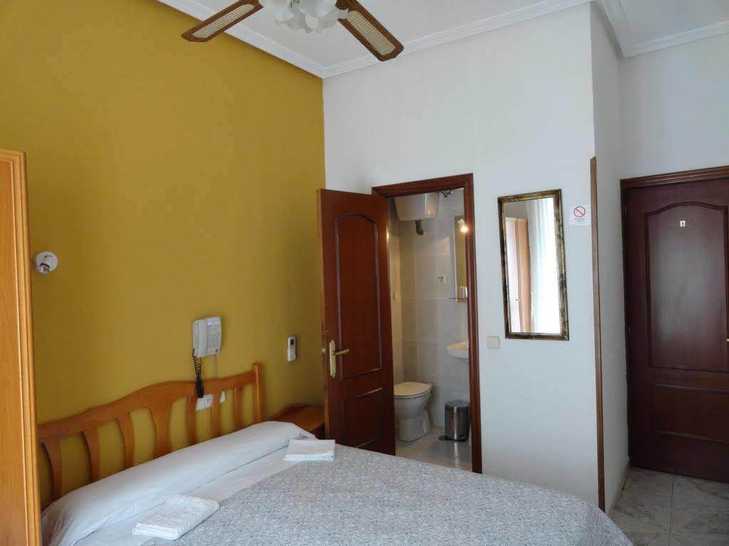 Hostal Fuencarral Kryse Madrid Exteriér fotografie